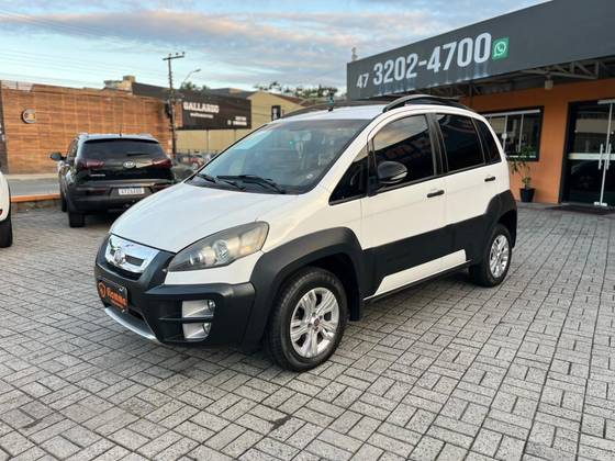 FIAT IDEA 1.8 MPI ADVENTURE 16V FLEX 4P MANUAL